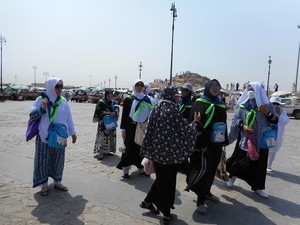 Napak Tilas Perjuangan Rasulullah dan Para Syuhada di Jabal Uhud