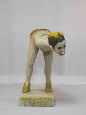 Patung Miley Cyrus Dipamerkan di New York