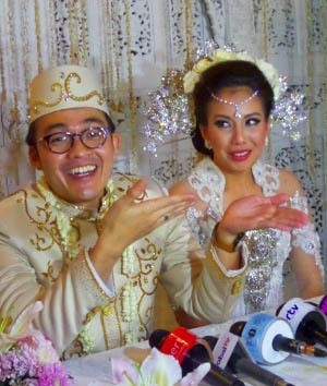 Pernikahan Selebriti Paling Hits 2014 (1)