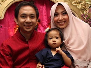 Ulang Tahun ke-30, Ayu Dewi Berharap Dicintai Suami Sampai Mati