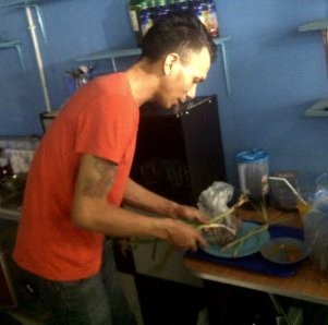 Norman Kamaru Banting Setir Buka Warung Makan, Ini Kata Istrinya