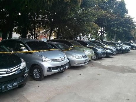Polisi Amankan 14 Unit Mobil Hasil Curian di Ciputat