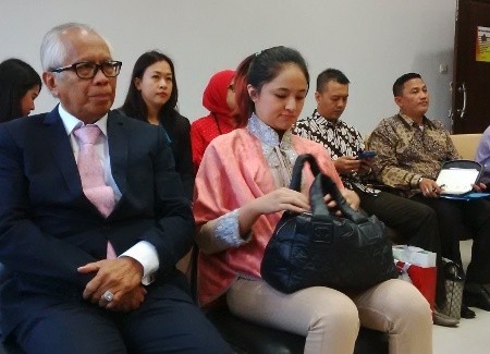 OC Kaligis Dinilai Tak Layak Jadi Pendamping, Sidang Cerai Marshanda Diskors