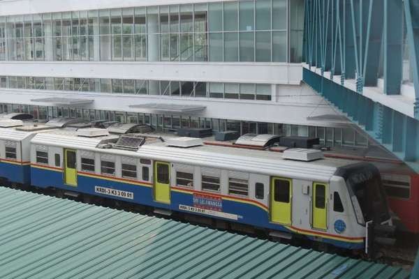 KRL Bandara Soetta Beroperasi Awal 2016, Tiket Rp 100 Ribu