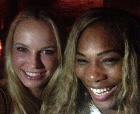 Acara Jalan-jalan Malam Serena dan Wozniacki Usai Berduel di Final