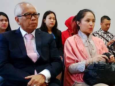 Foto-foto Marshanda Hadir di Sidang Cerai