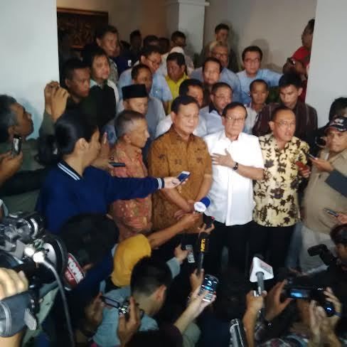Koalisi Merah Putih Kumpul di Rumah Akbar, Hatta Rajasa Absen