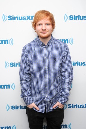 Ups! Pacar Ed Sheeran Direbut Personel One Direction