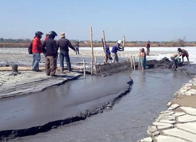 BPLS Alirkan Lumpur Panas ke Pond Lain agar Tidak Banjiri Rumah Warga