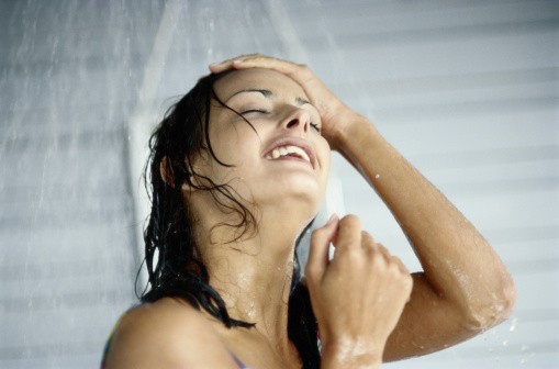 Jangan Malas! Jarang Mandi Bisa Sebabkan Kulit Iritasi Hingga Bau Badan