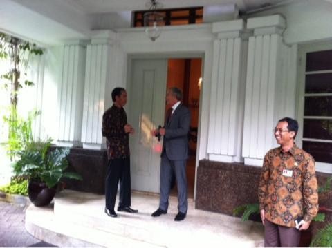 Mantan PM Inggris Tony Blair Temui Jokowi di Rumah Dinas Gubernur