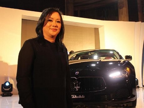 Wanita Baja di Maserati Indonesia