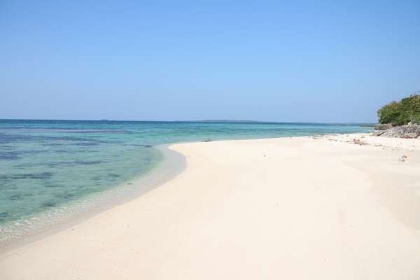 Deretan Pantai Cantik di Karimunjawa