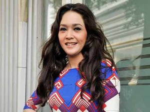 Ini Penjelasan Maia Ketika Diminta Anak-anak untuk Rujuk dengan Dhani