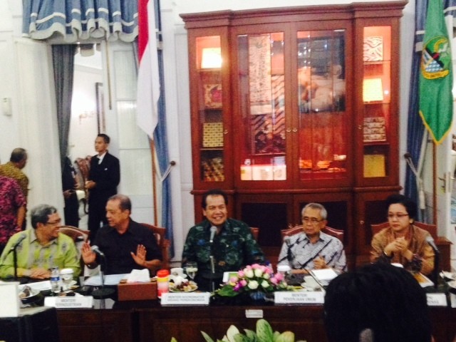 CT Tak Mau Proyek Bandara Kertajati Selesai Tapi Tol Cisumdawu Molor