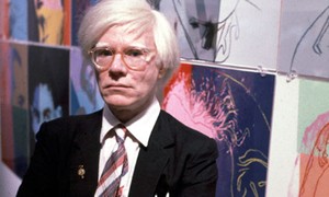 Apa Isi 300 Ribu Koleksi Seniman Pop Art Andy Warhol?