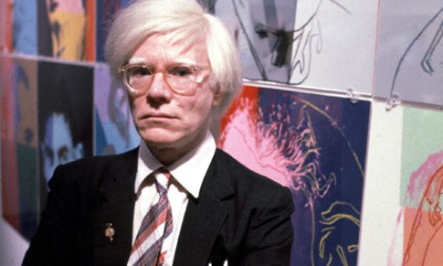 Apa Isi 300 Ribu Koleksi Seniman Pop Art Andy Warhol?