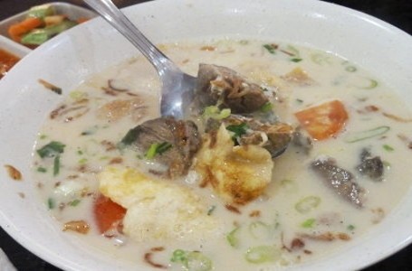 Soto Betawi Gurih Sedap Ini Bisa Jadi Pilihan Santap Siang