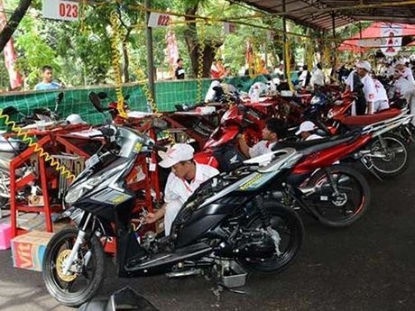 Honda Adu Kehandalan Para Mekanik