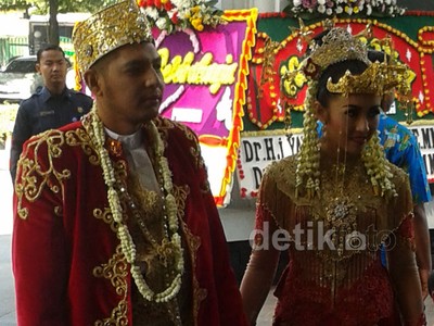 Chua Kotak Gelar Resepsi Pernikahan
