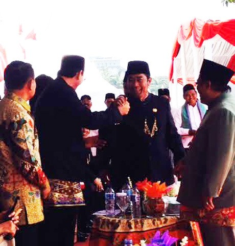 Ahok Izin Pidato, Lulung Menjawab Siap, Pak Gubernur