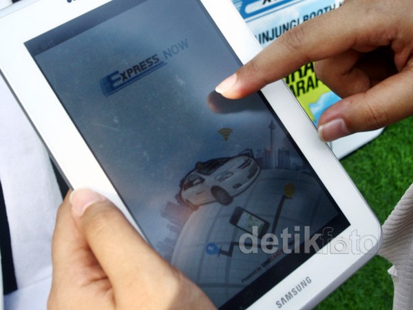 Pesan Taksi Lewat Gadget
