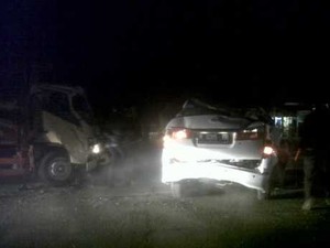 Kecelakaan Mobil vs Truk di Pantura, Lima Orang Tewas