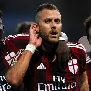 Kejelian Inzaghi dalam Memanfaatkan Menez sebagai False Nine