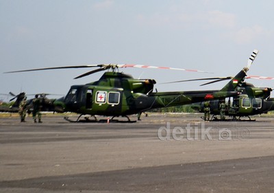 Helikopter TNI dan Amerika Latihan di Semarang