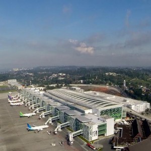 SBY Resmikan Bandara Mal Pertama RI di Balikpapan