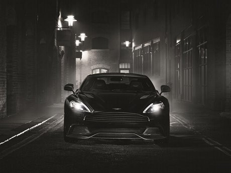 Aston Martin Full Carbon Ini Dibanderol Mulai Rp 3,8 Miliar