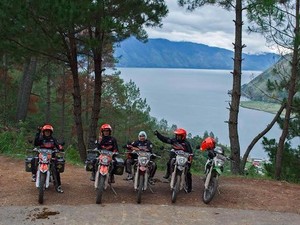 Tim Viar Bangunkan Bidadari Takengon