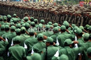 Kisah Para Hansip: Suripno yang Heroik Hingga Salih Penjual Togel
