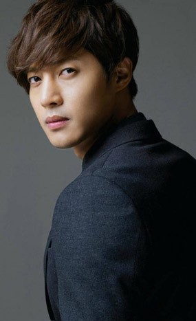 Kim Hyun Joong Minta Maaf karena Pukuli Mantan Pacar