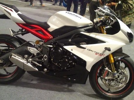 Triumph Siap Rebut Pasar Moge