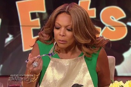 Pernikahan Kim dan Kanye Bertahan Hingga 72 Hari, Host Ini Makan Burung Gagak