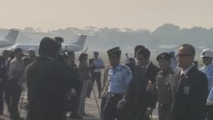 Jokowi Antar SBY ke Halim Menuju Ketiga Negara