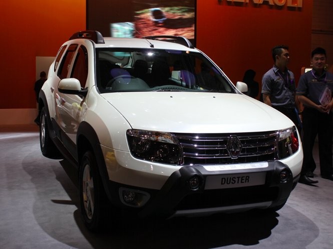 SUV 4x4 Renault Dibanderol Rp 324 Juta