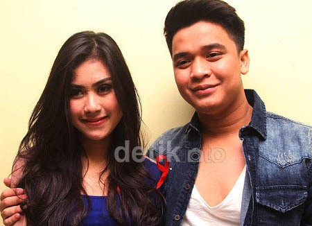 Inikah SPG Seksi yang Bikin Billy Putus Cinta dengan Syahnaz?