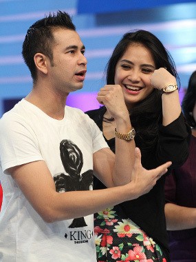 Rolex Rp 2 Miliar Jadi Kado Pernikahan Hotman Paris untuk Raffi Ahmad