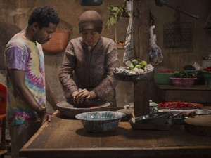 Jangan Nonton Tabula Rasa dengan Perut Lapar