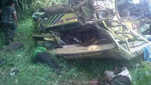 Bus Karunia Bakti Dievakuasi, Tol Jagorawi Macet 1 Km