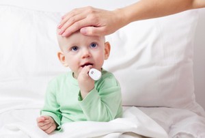 Kepala Bayi Lebih Panas Ketimbang Bagian Tubuh Lain? Belum Tentu Demam