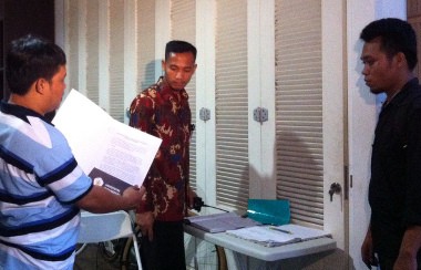 Berkeluh Masalah Perbatasan, Pemuda Kalbar Datangi Kantor Transisi