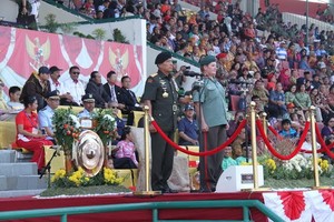 Panglima TNI Buka Kejuaraan Dunia Terjun Payung Militer di Solo