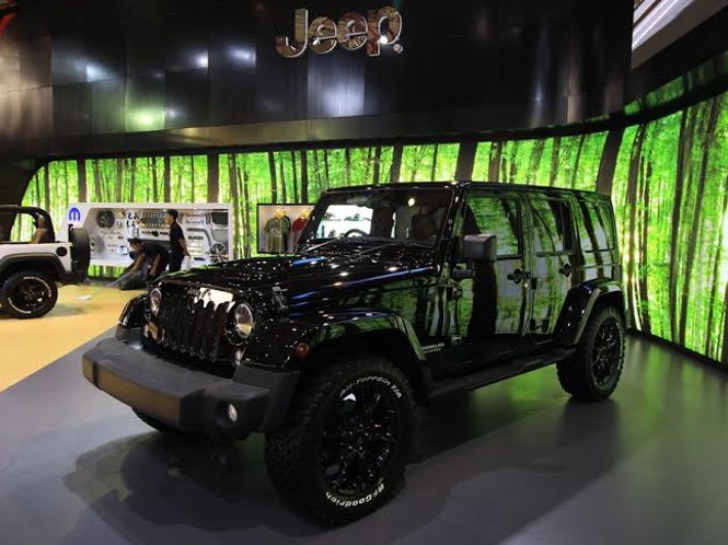 Jeep Wrangler Sahara Kick Ass, Harganya Rp 1,65 Miliar