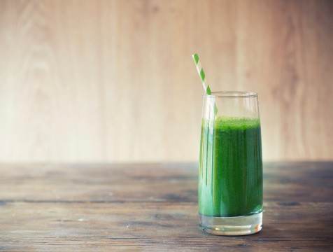 Racik Sendiri Smoothie Matcha yang Lembut Bernutrisi Ini di Rumah