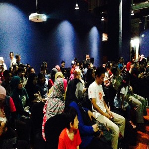 Berbagi Ide ke PLN, 100 Blogger Berkumpul di Blok M