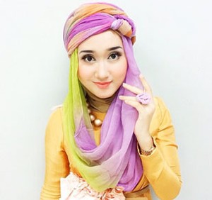 Ini Penyanyi Cantik Berhijab yang Ingin Ditemui Dian Pelangi di Amerika
