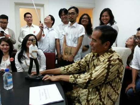 Jokowi: Lebih Cepat Mundur Dari Gubernur Maka Lebih Baik
